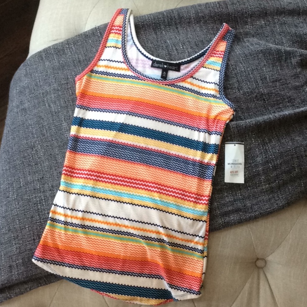 Multicolor Derek Heart tank NWT!
